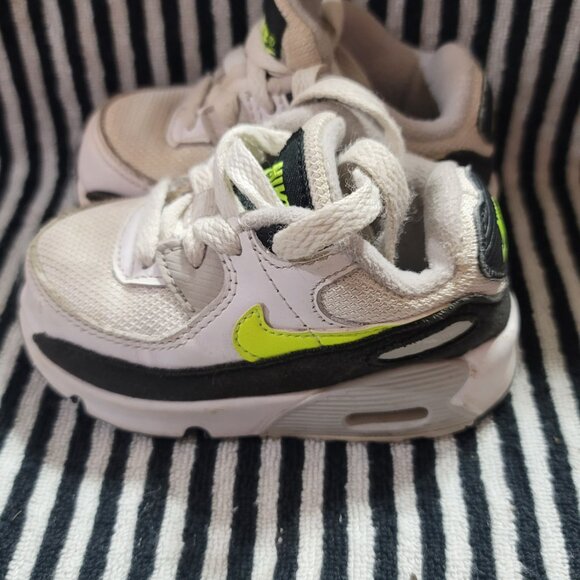 Nike Air Max 90 Huarache - Picture 2 of 5